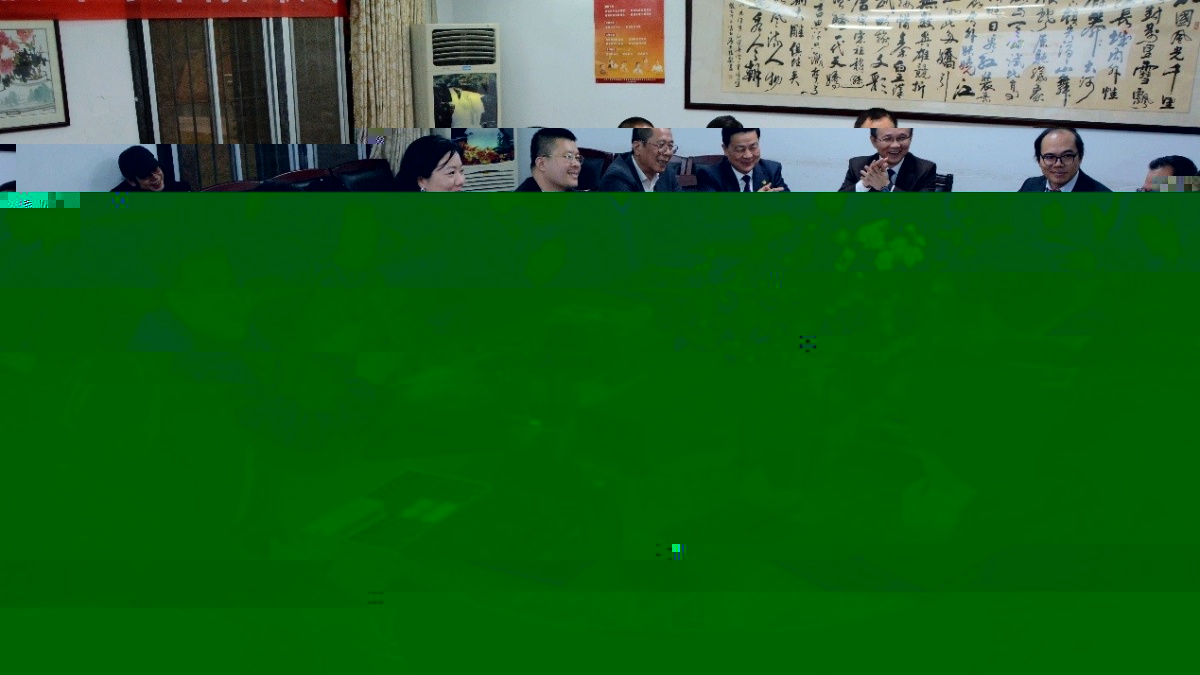 受聘導師熱烈讨論